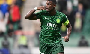 逃离降级区!中超-萨里奇戴帽 海牛4-2逆转送国安两连败