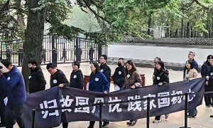 原创 
            翁帆现身告别式!穿素衣显憔悴,众人最关心:能否与邓稼先为邻
